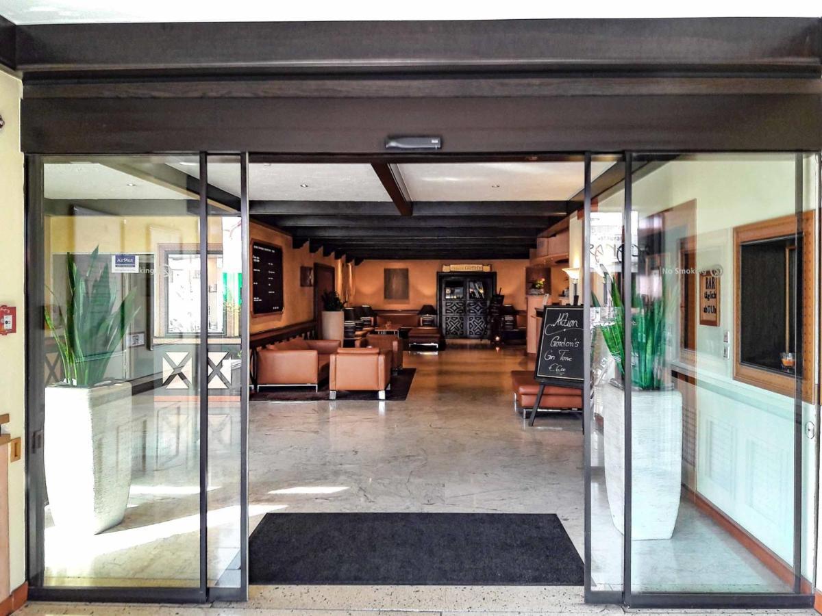 Plaza Kongresshotel Europe Hotel 4*